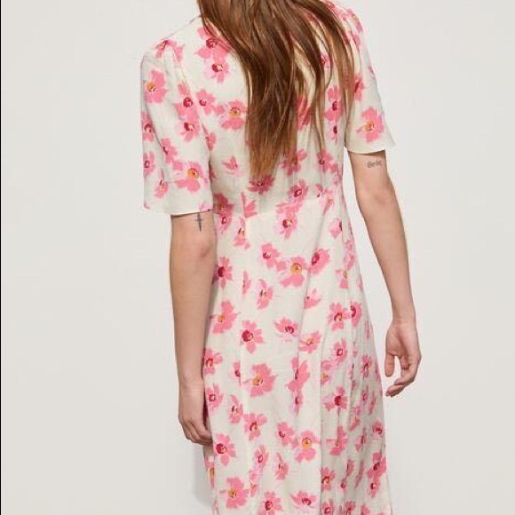 SOLD NWT Zara pink floral button up midi dress - Picture 5 of 7